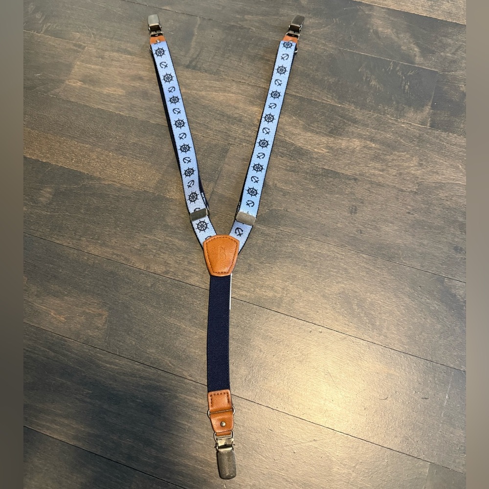 Baby boy’s nautical suspenders, EUC, one size.